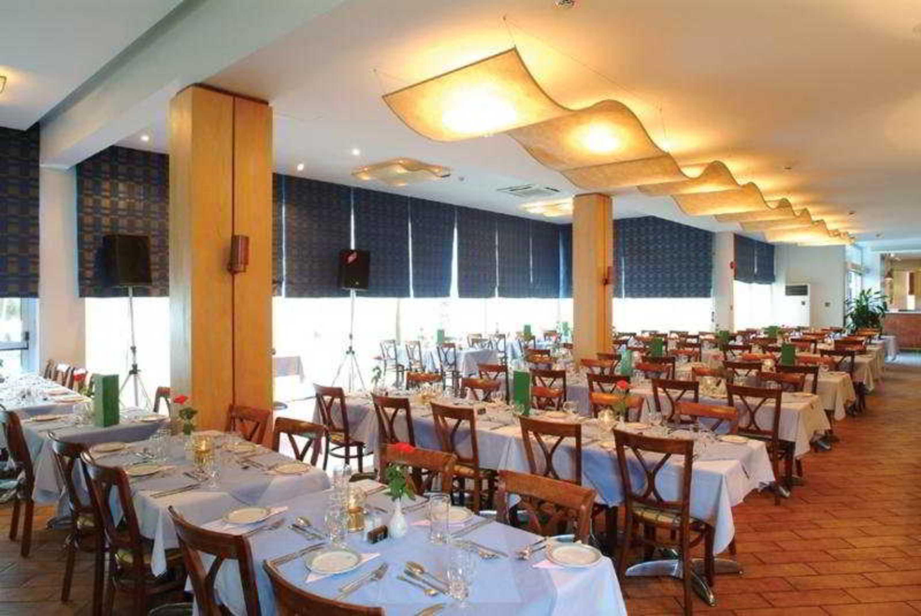 Park Beach Hotel Limassol Eksteriør billede