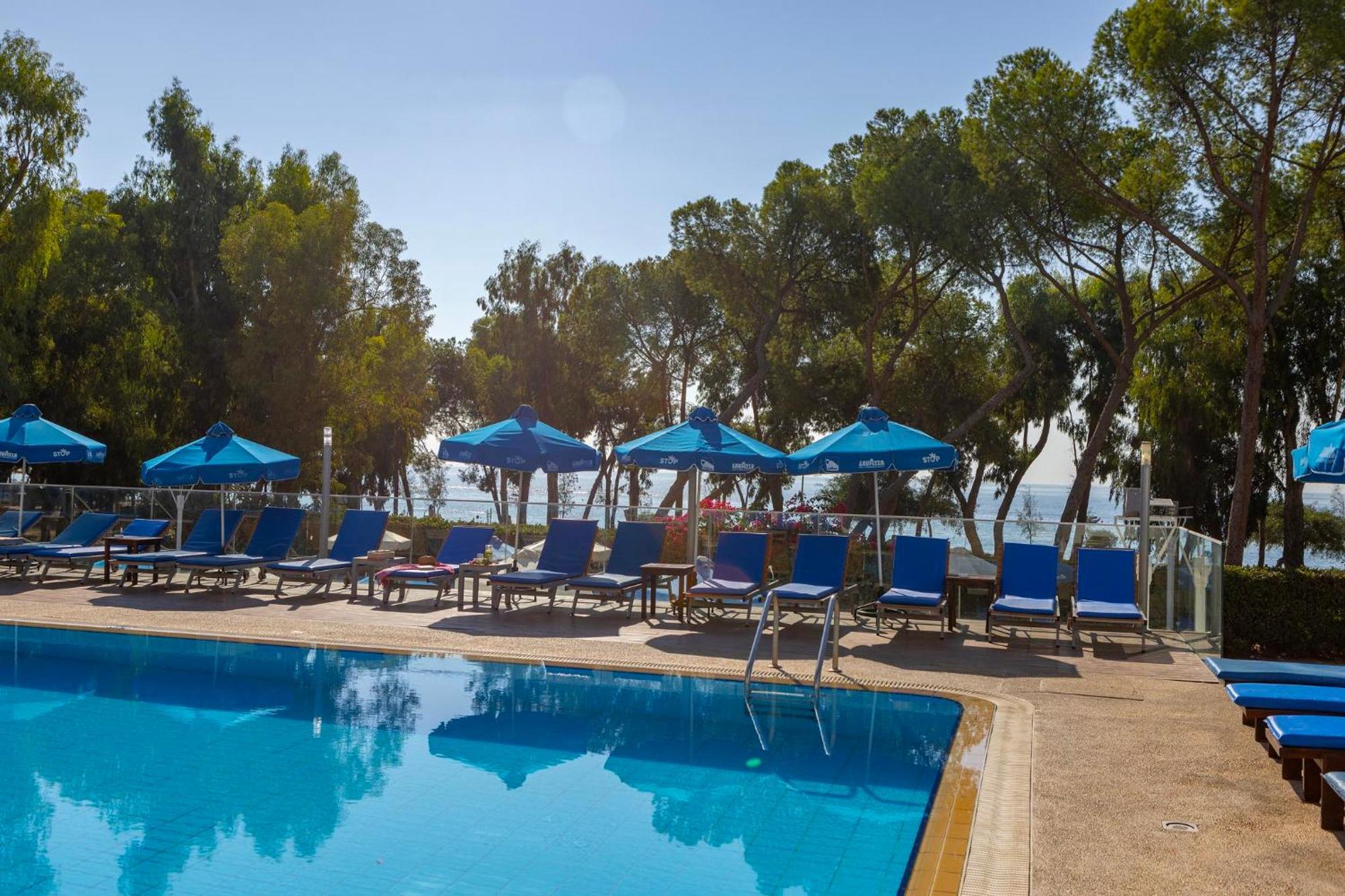 Park Beach Hotel Limassol Eksteriør billede
