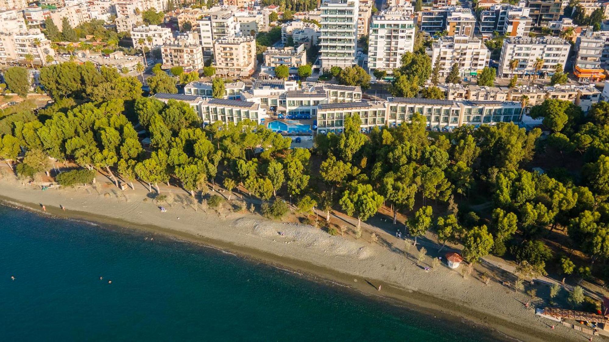 Park Beach Hotel Limassol Eksteriør billede