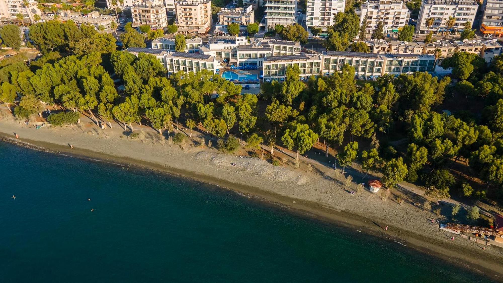 Park Beach Hotel Limassol Eksteriør billede