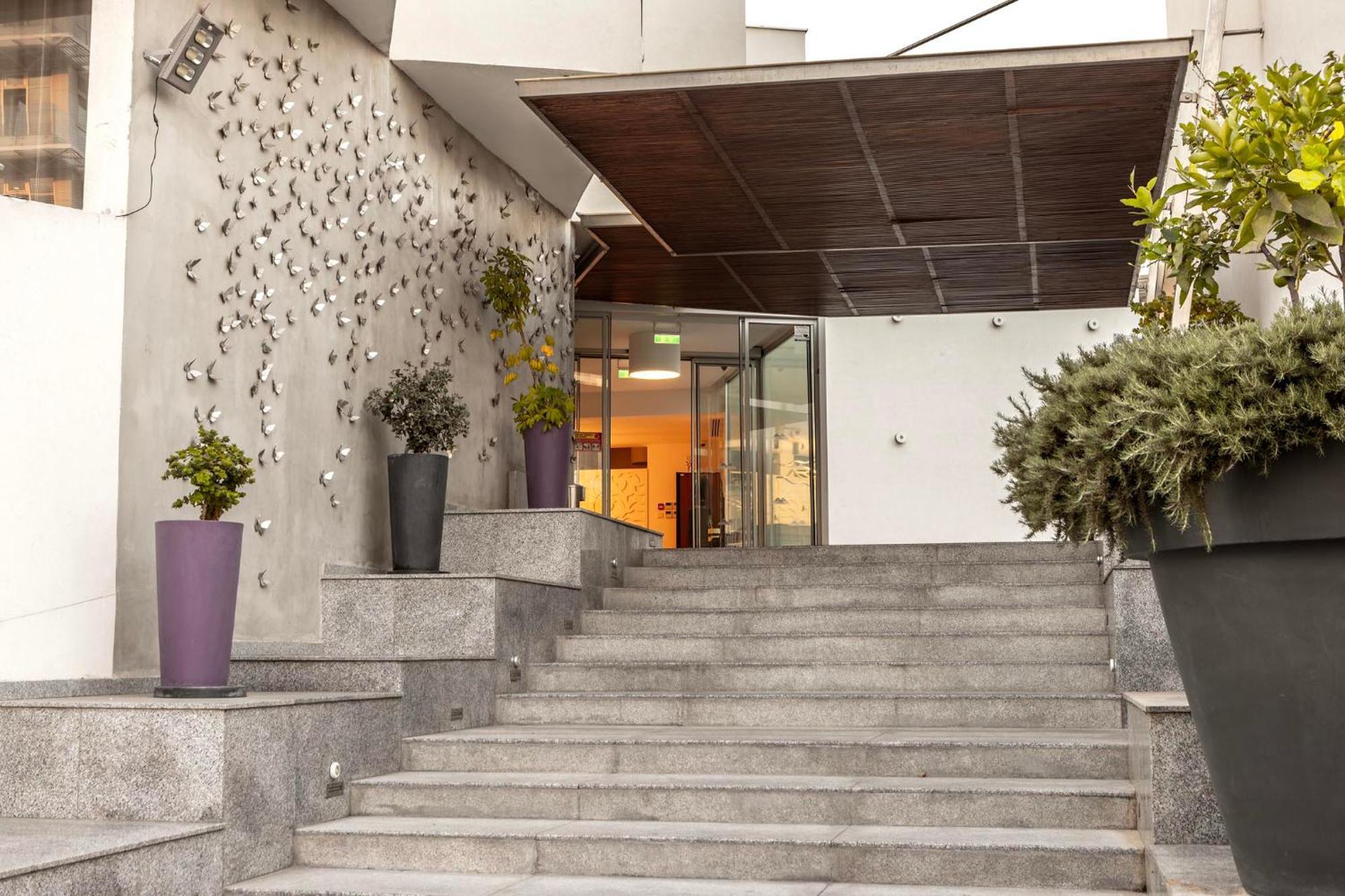 Park Beach Hotel Limassol Eksteriør billede