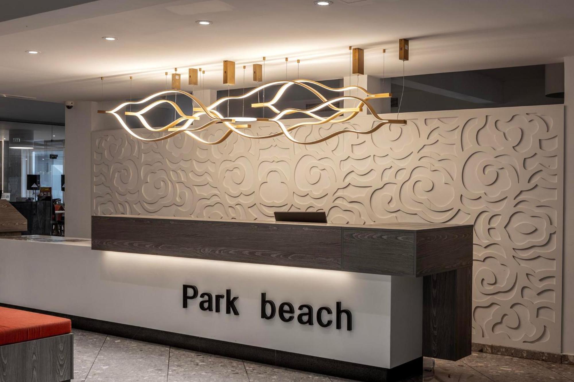 Park Beach Hotel Limassol Eksteriør billede
