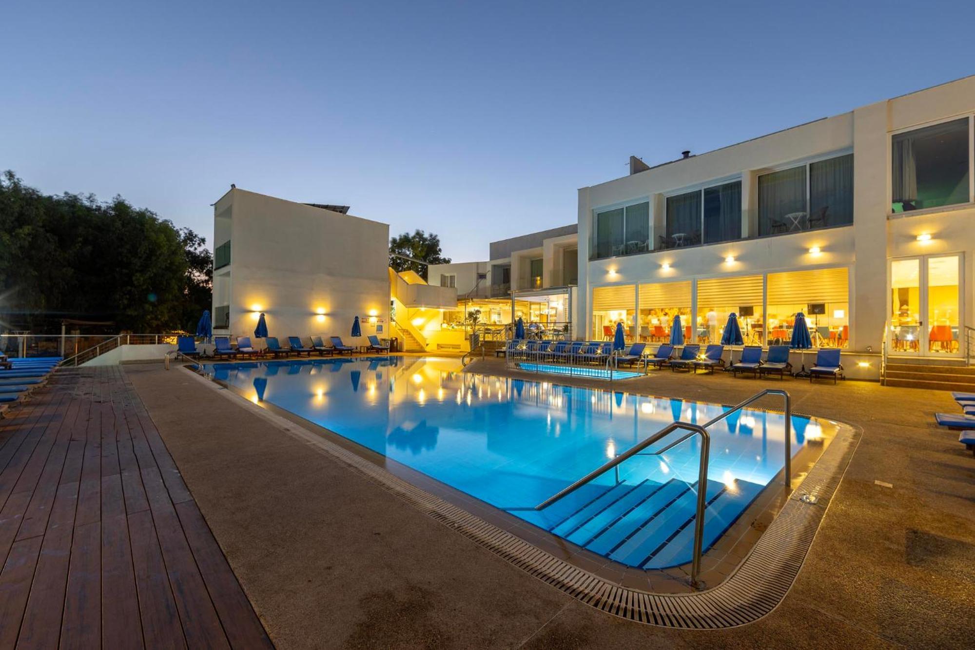 Park Beach Hotel Limassol Eksteriør billede